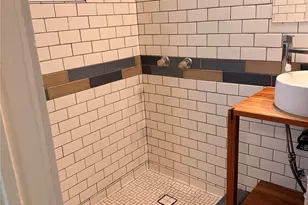 1136 Eleanor St, Austin, TX 78721 - Photo 18