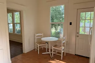 1136 Eleanor St, Austin, TX 78721 - Photo 6