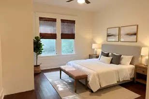 1136 Eleanor St, Austin, TX 78721 - Photo 12