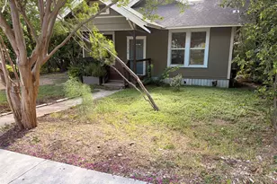 1136 Eleanor St, Austin, TX 78721 - Photo 30