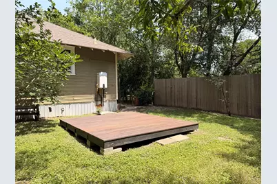 1136 Eleanor Street, Austin, TX 78721 - Photo 26