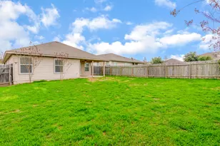328 Baldwin St, Hutto, TX 78634 - Photo 24