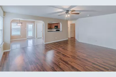 328 Baldwin Street, Hutto, TX 78634 - Photo 4