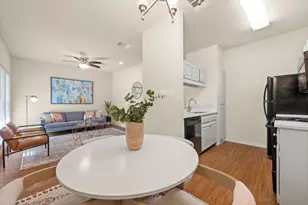 914 W 26th St, Austin, TX 78705 - Photo 10