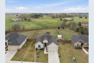 334 Webb Street, Smithville, TX 78957 - Photo 30