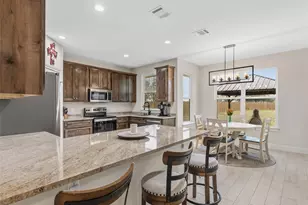 334 Webb St, Smithville, TX 78957 - Photo 10