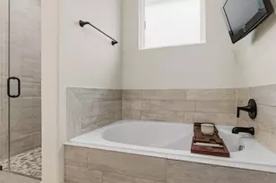 334 Webb St, Smithville, TX 78957 - Photo 18