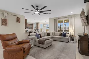 334 Webb St, Smithville, TX 78957 - Photo 6