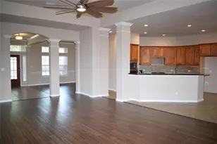 7233 Via Dono Dr, Austin, TX 78749 - Photo 4