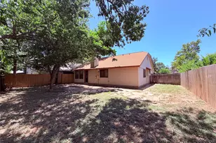 2013 James Pl, Round Rock, TX 78664 - Photo 34