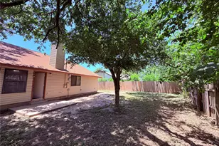 2013 James Pl, Round Rock, TX 78664 - Photo 32