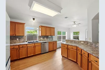 523 Walnut Heights Boulevard, New Braunfels, TX 78130 - Photo 10