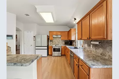 523 Walnut Heights Boulevard, New Braunfels, TX 78130 - Photo 12
