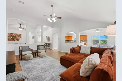 523 Walnut Heights Boulevard, New Braunfels, TX 78130 - Photo 6