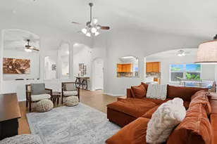 523 Walnut Heights Blvd, New Braunfels, TX 78130 - Photo 6