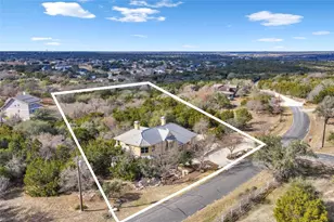 413 Rock House Dr, Liberty Hill, TX 78642 - Photo 2