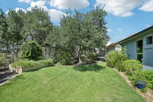 804 Indian Hawthorne Dr, Georgetown, TX 78628 - Photo 32