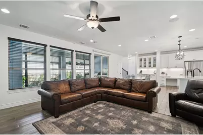 804 Indian Hawthorne Drive, Georgetown, TX 78628 - Photo 2