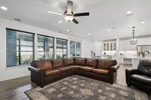 804 Indian Hawthorne Dr, Georgetown, TX 78628 - Photo 2