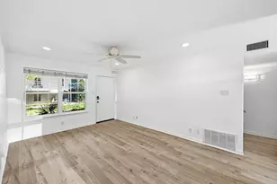 300 Crockett St, Austin, TX 78704 - Photo 2