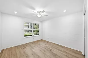 300 Crockett St, Austin, TX 78704 - Photo 18