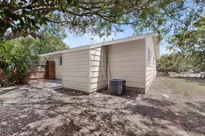 128 Coers Circle, San Marcos, TX 78666 - Photo 32