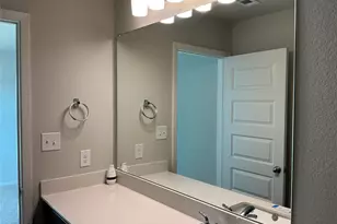 123 Bluestem Dr, Elgin, TX 78621 - Photo 18