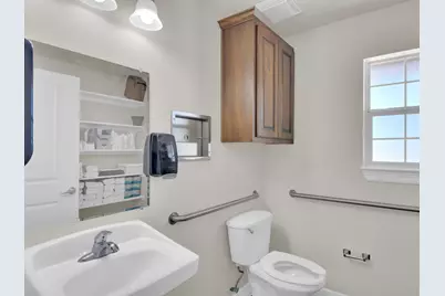 404 Carlos G Parker Boulevard NW, Taylor, TX 76574 - Photo 30