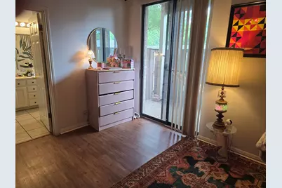 611 E 45th Street #4, Austin, TX 78751 - Photo 10