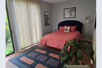 611 E 45th Street #4, Austin, TX 78751 - Photo 4