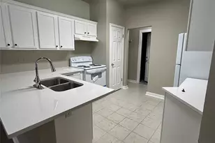 1235 Armadillo Rd, Austin, TX 78745 - Photo 6