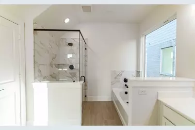 200 Hollister Drive, Liberty Hill, TX 78642 - Photo 12