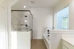 200 Hollister Dr, Liberty Hill, TX 78642 - Photo 12