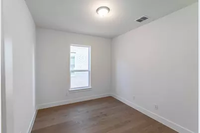 200 Hollister Drive, Liberty Hill, TX 78642 - Photo 2