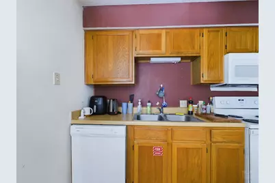 3115 Helms Street #301, Austin, TX 78705 - Photo 4