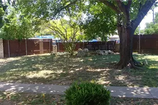 5616 Emerald Forest Dr, Austin, TX 78745 - Photo 8