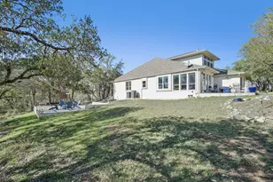 217 Augusta Dr, Wimberley, TX 78676 - Photo 30