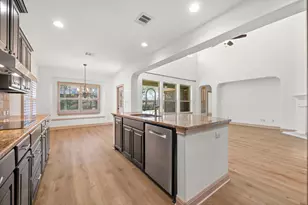 1306 Shinnecock Hills Dr, Georgetown, TX 78628 - Photo 8