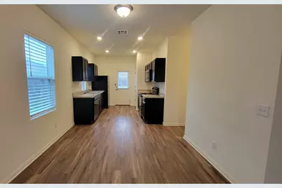 850 Bunton Reserve Boulevard, Kyle, TX 78640 - Photo 4