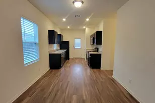 850 Bunton Reserve Blvd, Kyle, TX 78640 - Photo 4