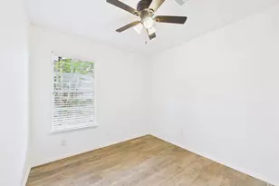 5809 Glenhollow Path, Austin, TX 78745 - Photo 12