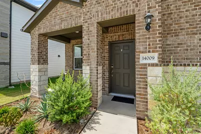 14009 Edna Maxine Walk, Del Valle, TX 78617 - Photo 2