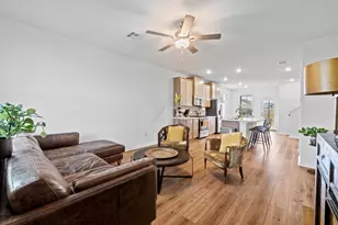 14009 Edna Maxine Walk, Del Valle, TX 78617 - Photo 4