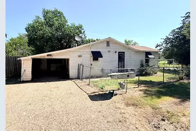 2200 W Gillis Avenue, Cameron, TX 76520 - Photo 14