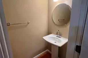 1038 E 43rd St, Austin, TX 78751 - Photo 10