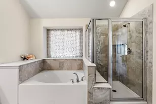 100 Lismore St, Hutto, TX 78634 - Photo 20