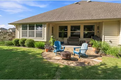 100 Lismore Street, Hutto, TX 78634 - Photo 34