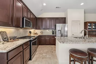 100 Lismore Street, Hutto, TX 78634 - Photo 14
