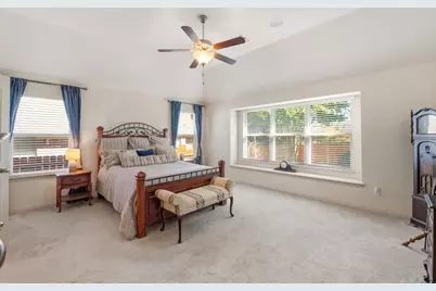 100 Lismore Street, Hutto, TX 78634 - Photo 16