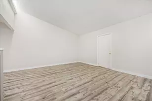 904 Sirocco Dr, Austin, TX 78745 - Photo 8